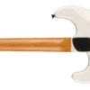 La Squier Contemporary Stratocaster Special HT en Pearl White combina diseño moderno y sonido versátil. Equipada con tres pastillas SQR Alnico, mástil de arce tostado, trastes jumbo y puente fijo Hardtail, ofrece gran estabilidad y tono definido. Su estética elegante y comodidad la hacen ideal para cualquier estilo.