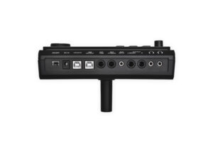 La Carlsbro CSD45M incluye pad de bombo, caja, 3 toms, charles con controlador, crash con choke, ride y un pad adicional, ofreciendo una experiencia completa y profesional para bateristas de todos los niveles.