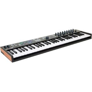 Controlador MIDI de 61 teclas con pads RGB, faders, perillas y control total de tu DAW. Incluye Analog Lab V, Ableton Live Lite y más. Compacto, versátil y de alta calidad.