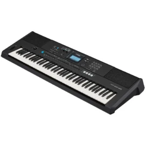 Yamaha PSR-EW425 es un teclado portátil de 76 teclas sensibles al tacto con altavoces de alta potencia, 820 sonidos, 290 estilos, entrada de micrófono y conexión USB Audio/MIDI para grabar o tocar en vivo.
