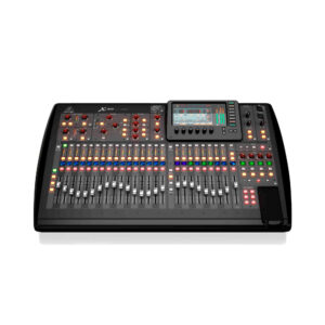 Behringer X32 es una consola digital de 40 canales con 32 preamplificadores MIDAS, 25 buses de mezcla, interfaz USB 32x32 y pantalla TFT a color, ideal para sonido en vivo y estudio profesional.